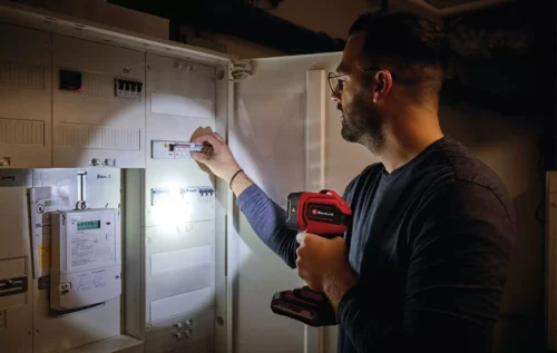 Linterna Inalámbrica TC-CL 18/350 Li - Solo Linterna Inalámbrica TC-CL 18/350 Li - Solo